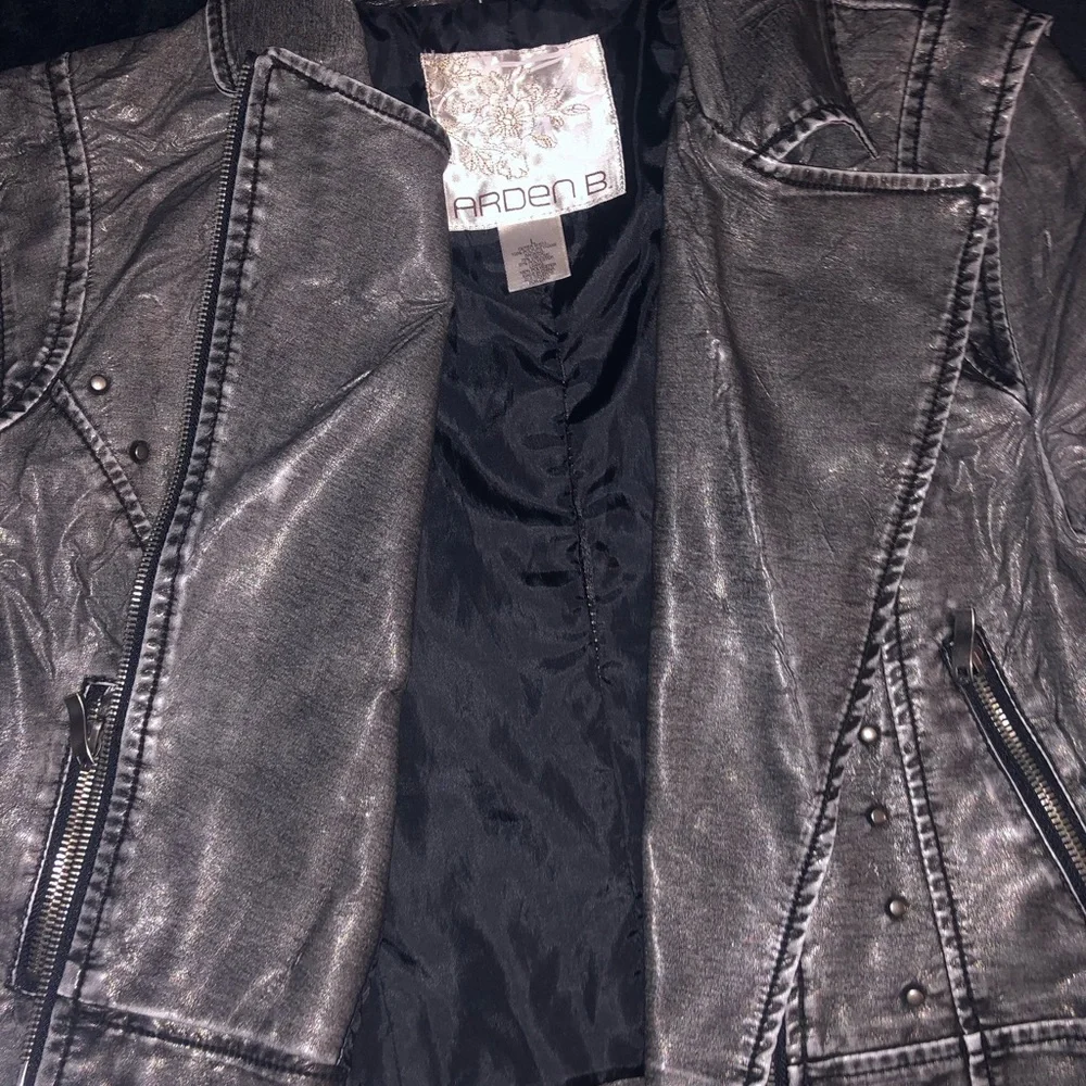 Jacket - Picture 4 of 6
